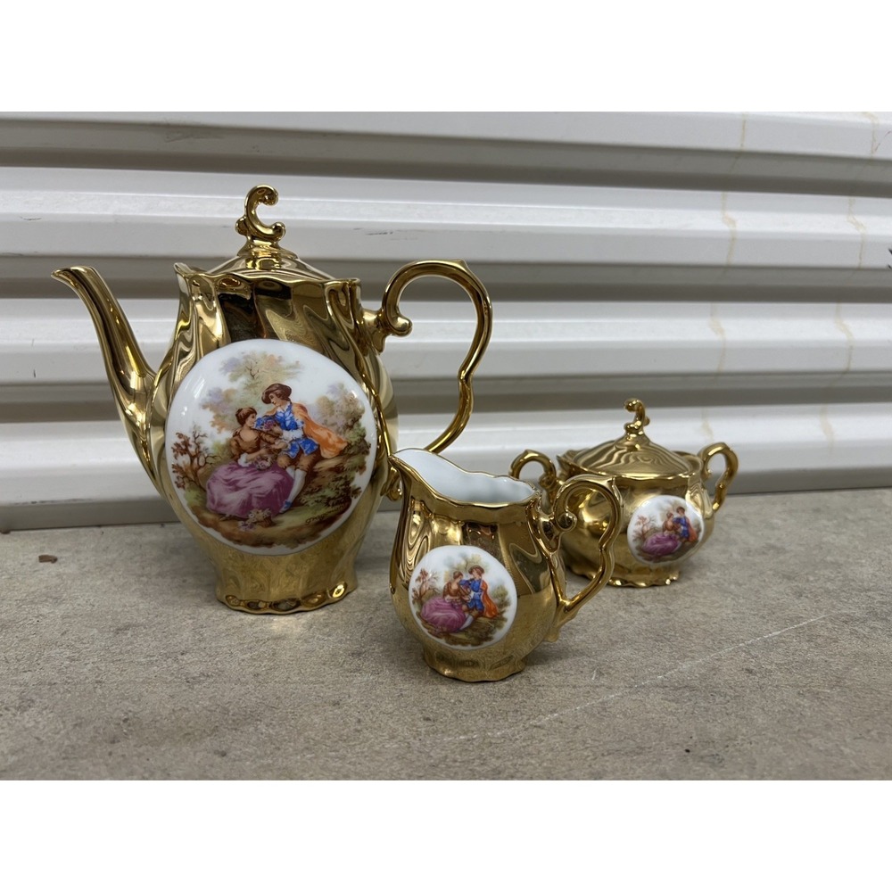 VINTAGE BAVARIA GERMANY GOLD FRAGONARD DEMITASSE COFFEE/TEA SET 9 PIECES